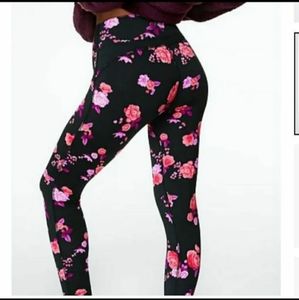 EUC Victorias Secret PINK floral leggings cozy